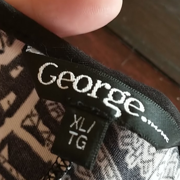 🇨🇦 Cute Little Chemise - Picture 3 of 3